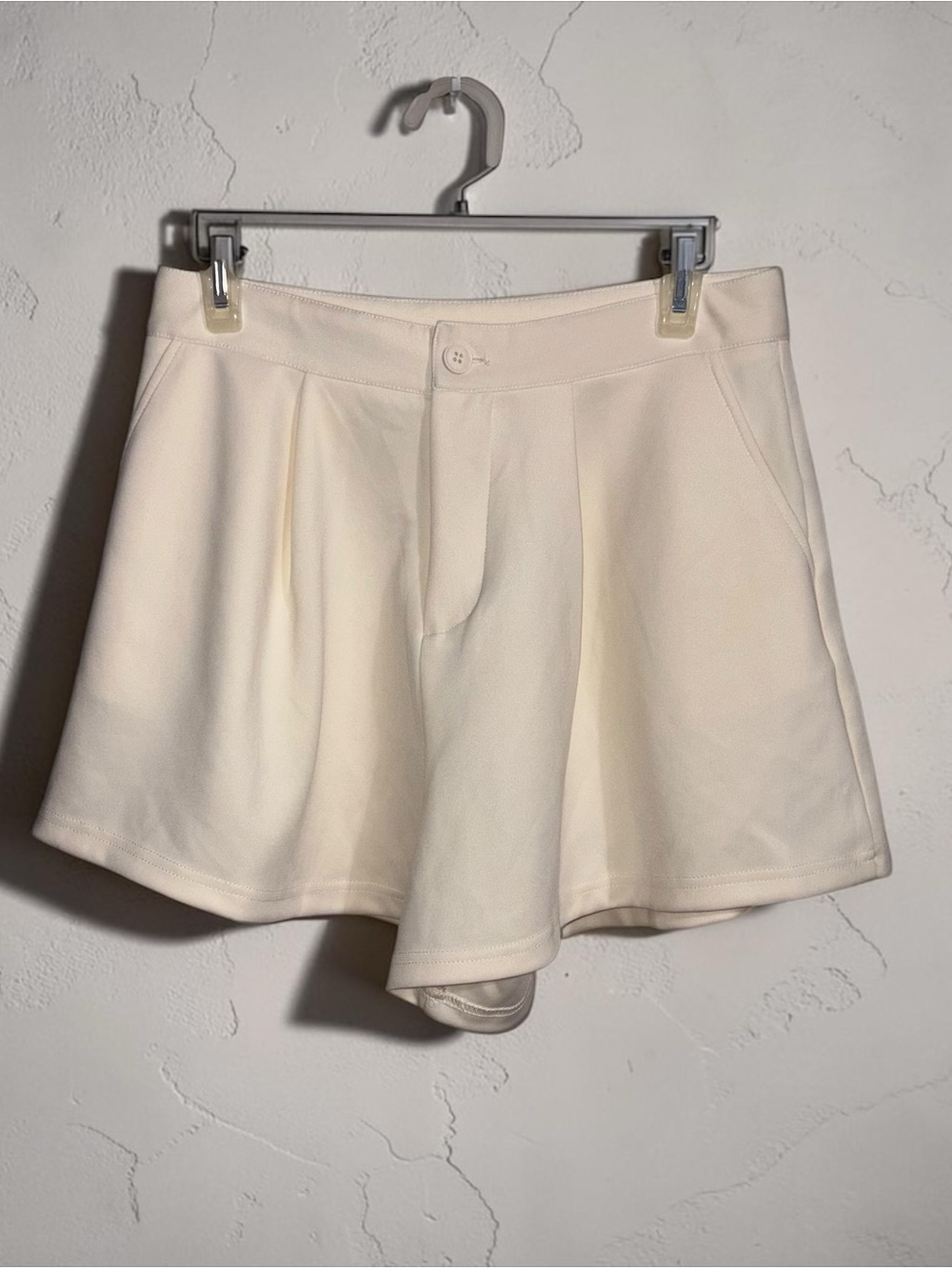 Cider Cream Tailored Shorts